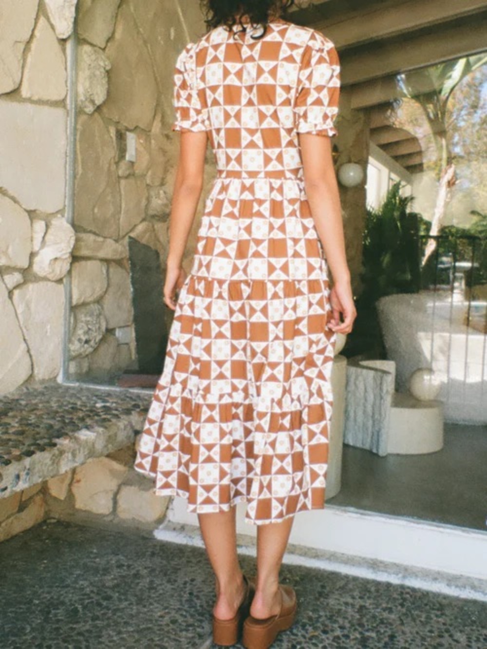 Lisa Says Gah Victoria Wrap Dress: Floral Quilt Toasted Pecan - Picture 2 of 8